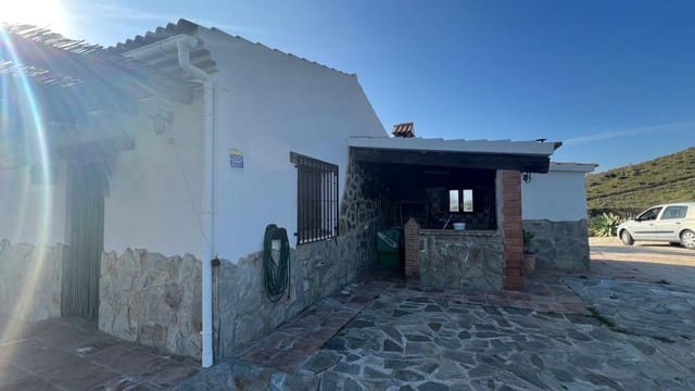 2 quarto Quinta/Casa Rural para venda em Vélez-Málaga com piscina garagem - 420 000 € (Ref: 9669513)