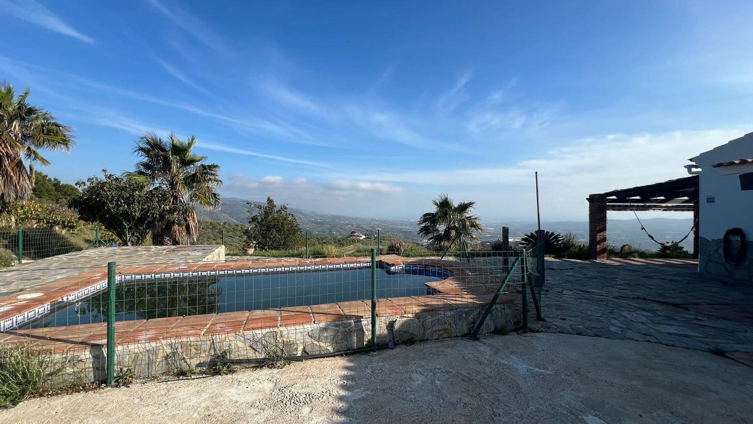 2 bedroom Finca/Country House for sale in Velez-Malaga with pool garage - € 420,000 (Ref: 9669513)