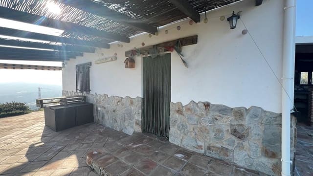 2 quarto Quinta/Casa Rural para venda em Vélez-Málaga com piscina garagem - 420 000 € (Ref: 9669513)