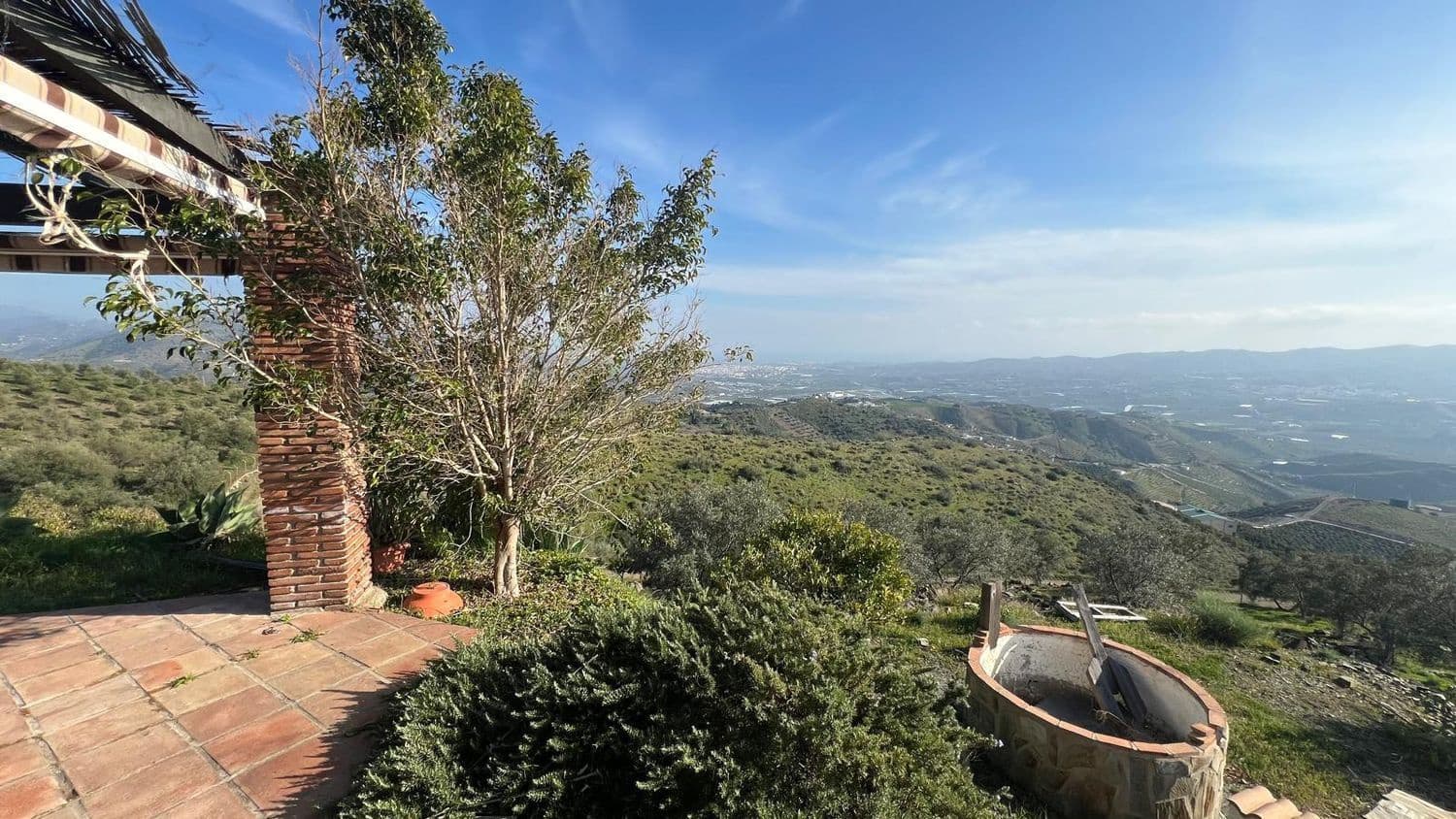 2 bedroom Finca/Country House for sale in Velez-Malaga with pool garage - € 420,000 (Ref: 9669513)