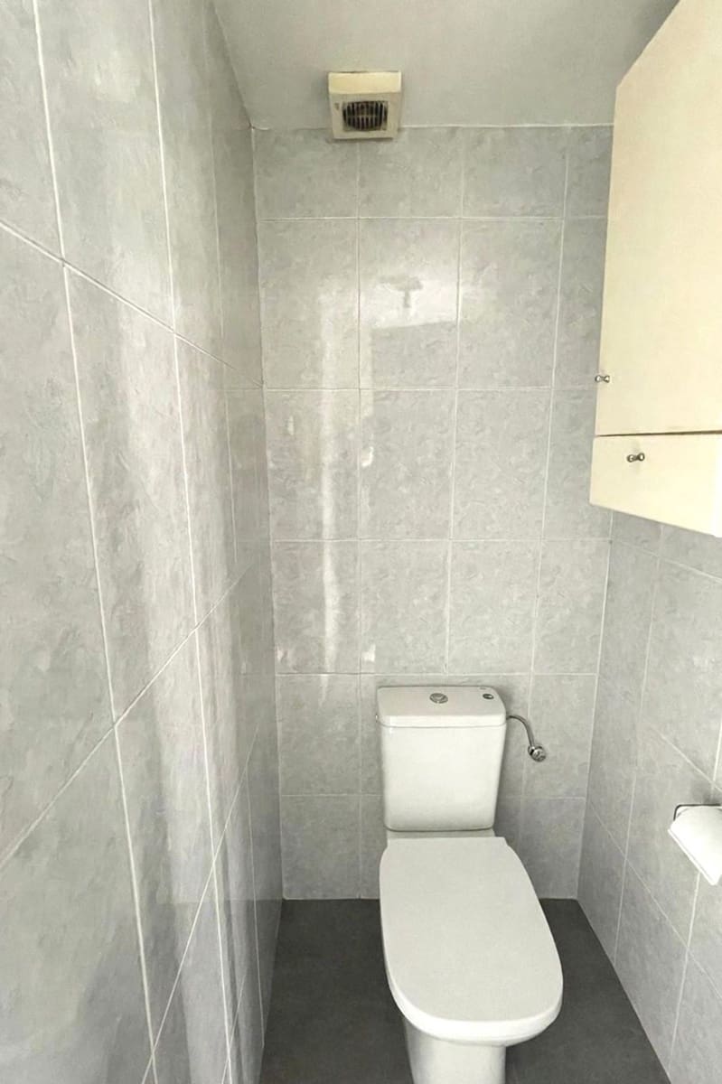 Kaupallinen myytävänä paikassa Velez-Malaga - 250 000 € (Ref: 9669515)