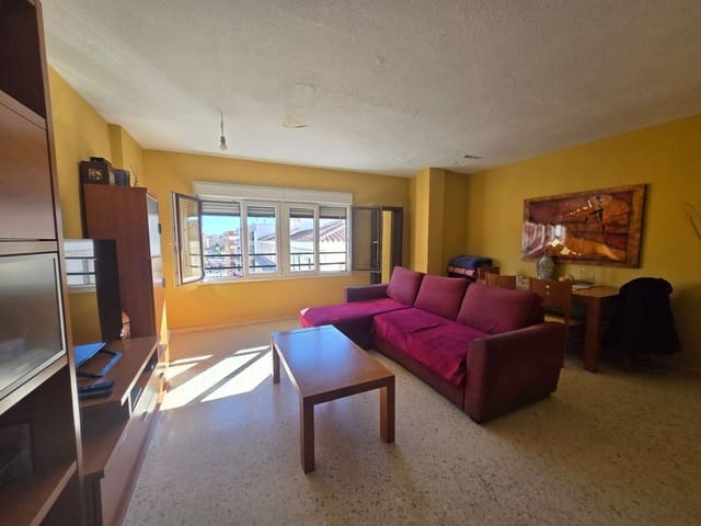 3 bedroom Apartment for sale in Rincón de la Victoria with garage - € 325,000 (Ref: 9669516)