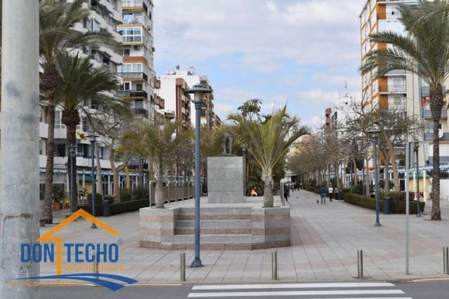 5 sovrum Hus till salu i Torre del Mar, Vélez-Málaga med pool garage - 510 000 € (Ref: 9669517)