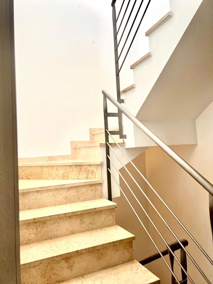 3 soverom Hus til leie i Rincon de la Victoria med garasje - € 1 800 (Ref: 9669518)