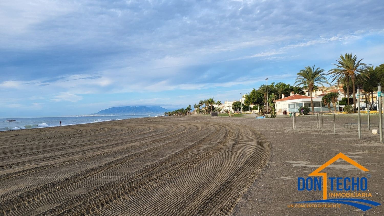 5 chambre Maison de Ville à vendre à La Cala del Moral avec piscine garage - 450 000 € (Ref: 9669520)