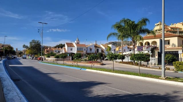 5 sovrum Hus till salu i La Cala del Moral, Rincón de la Victoria med pool garage - 450 000 € (Ref: 9669520)