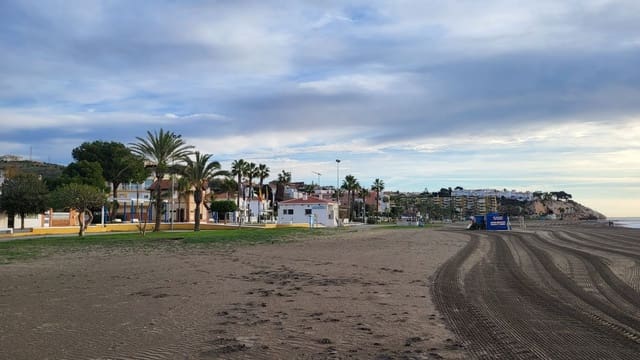 5 sovrum Hus till salu i La Cala del Moral, Rincón de la Victoria med pool garage - 450 000 € (Ref: 9669520)