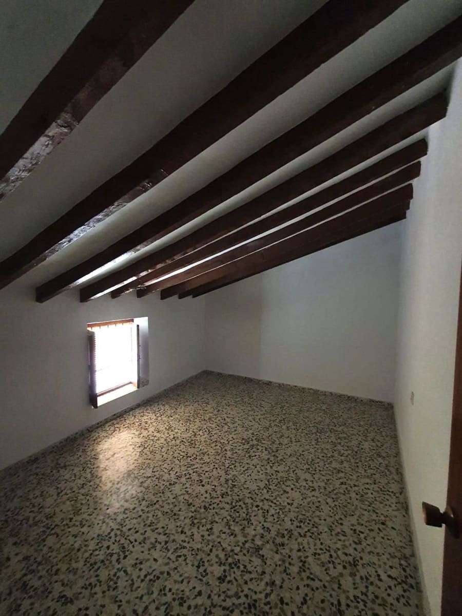 5 sovrum Finca/Hus på landet till salu i Comares med garage - 165 000 € (Ref: 9669523)