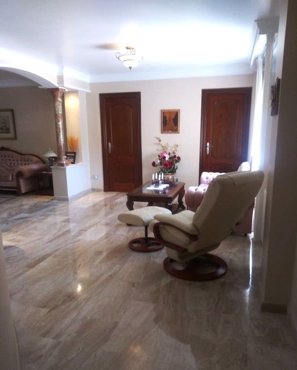 Chalet de 3 habitaciones en Dílar en venta con piscina garaje - 599.000 € (Ref: 9669524)