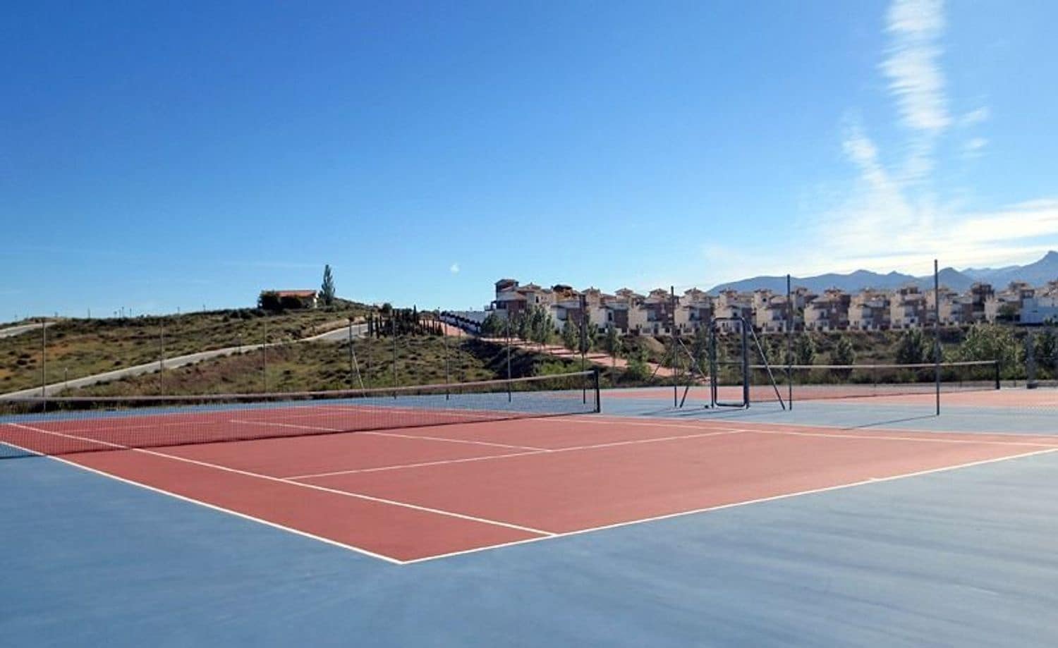 Chalet de 3 habitaciones en Dílar en venta con piscina garaje - 599.000 € (Ref: 9669524)