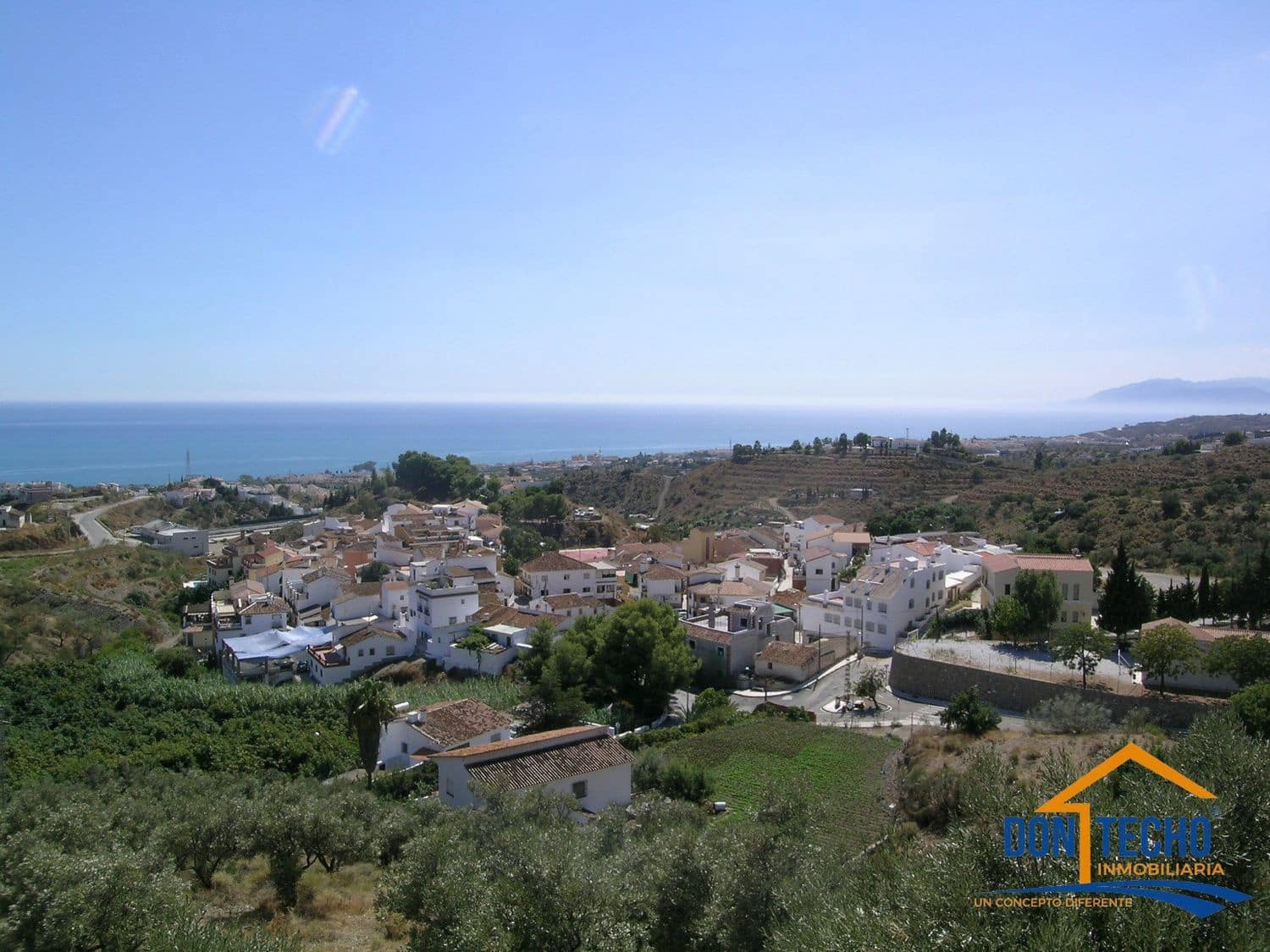 2 bedroom Apartment for sale in Chilches with garage - € 410,000 (Ref: 9669526)