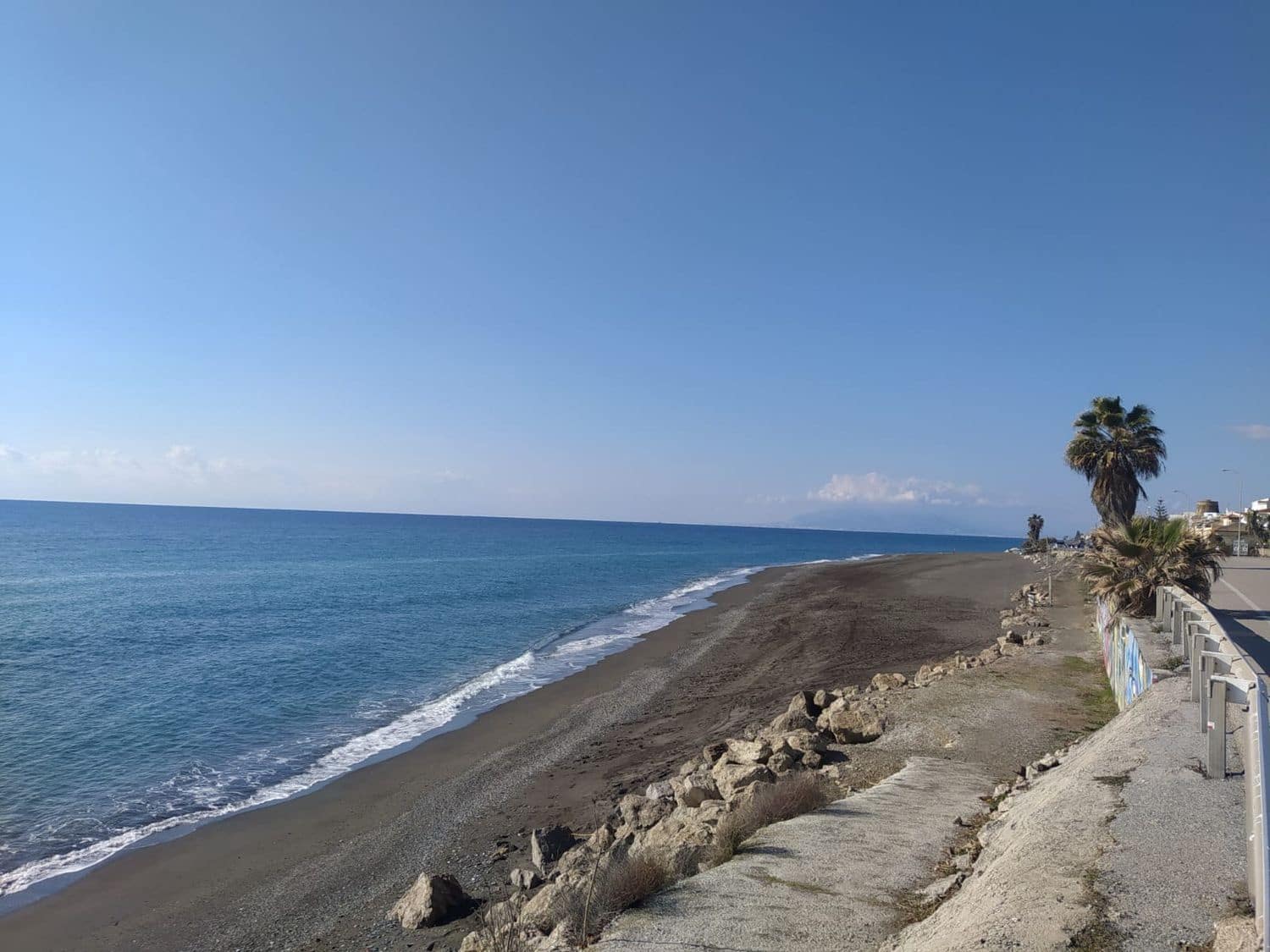 2 bedroom Apartment for sale in Chilches with garage - € 410,000 (Ref: 9669526)