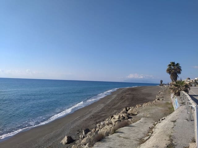 2 bedroom Apartment for sale in Chilches, Vélez-Málaga with garage - € 410,000 (Ref: 9669526)