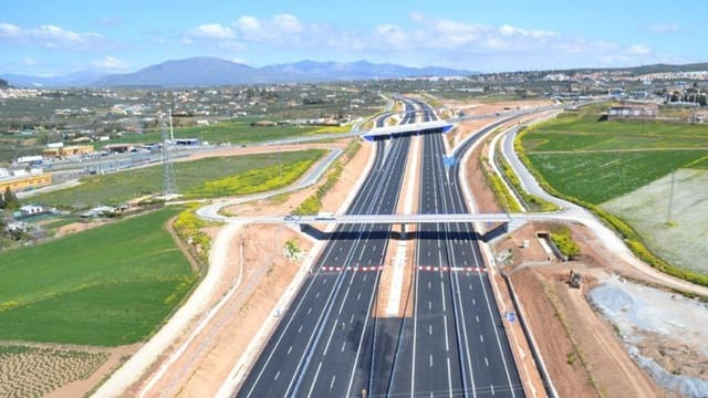 Rakentamaton maa myytävänä paikassa Granada kaupunki - 2 000 000 € (Ref: 9669528)