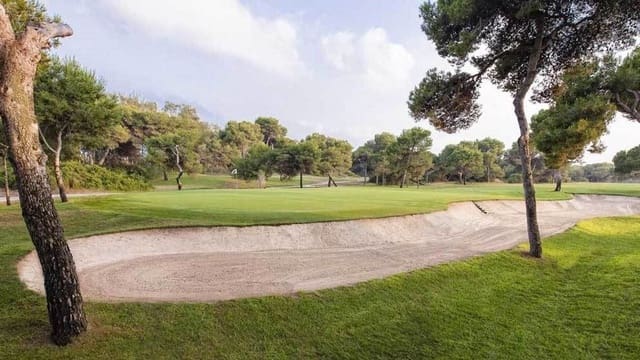 Grunde uden byggetilladelser til salg i Torre de Benagalbon, Rincón de la Victoria - € 4.950.000 (Ref: 9669531)