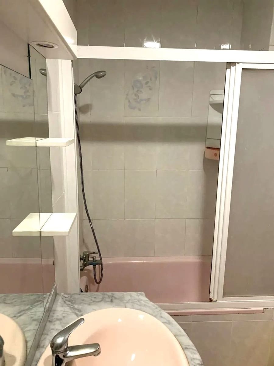 3 makuuhuone Huoneisto myytävänä paikassa Malaga kaupunki mukana 
autotalli - 270 000 € (Ref: 9669534)