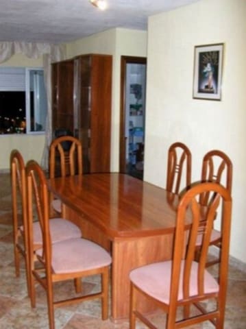 3 sovrum Lägenhet till salu i Portada Alta, Málaga stad med garage - 270 000 € (Ref: 9669534)