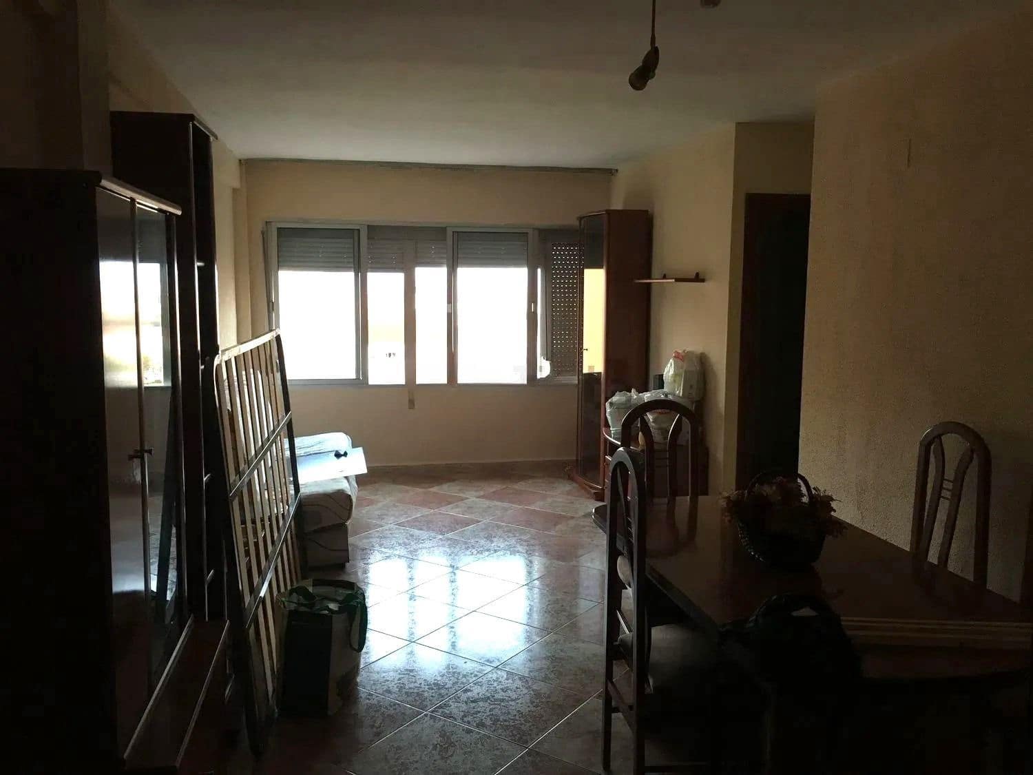 3 makuuhuone Huoneisto myytävänä paikassa Malaga kaupunki mukana 
autotalli - 270 000 € (Ref: 9669534)