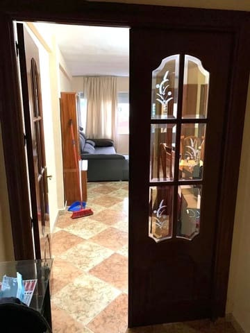 3 sovrum Lägenhet till salu i Portada Alta, Málaga stad med garage - 270 000 € (Ref: 9669534)