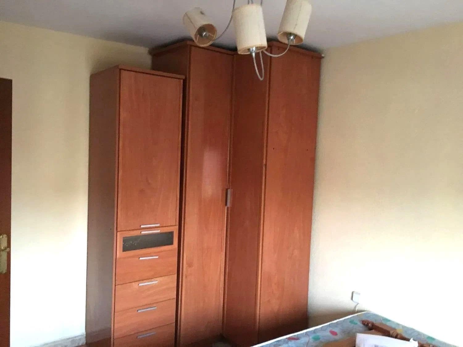 3 makuuhuone Huoneisto myytävänä paikassa Malaga kaupunki mukana 
autotalli - 270 000 € (Ref: 9669534)