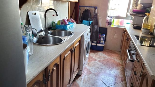3 sovrum Lägenhet till salu i Portada Alta, Málaga stad med garage - 270 000 € (Ref: 9669534)