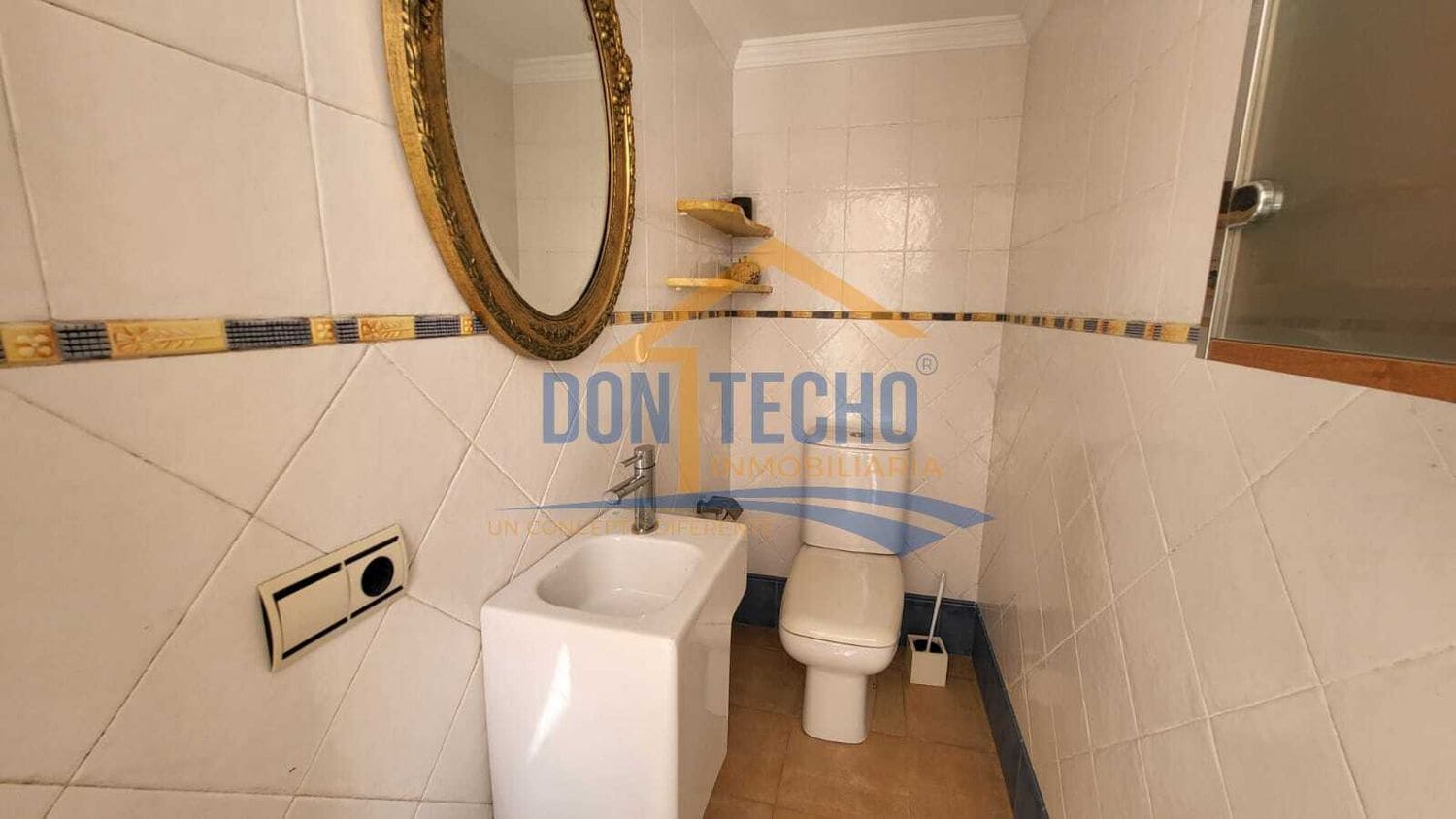 5 sovrum Villa till salu i Caleta de Velez med garage - 995 000 € (Ref: 9669537)