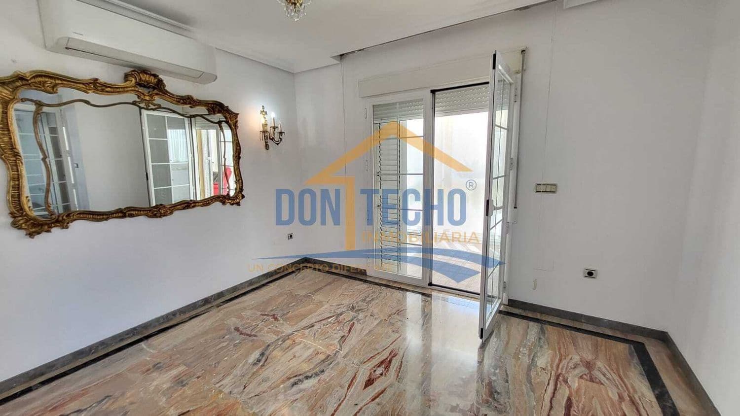 5 sovrum Villa till salu i Caleta de Velez med garage - 995 000 € (Ref: 9669537)