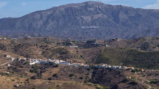 8 quarto Quinta/Casa Rural para venda em Macharaviaya com garagem - 2 500 000 € (Ref: 9669539)