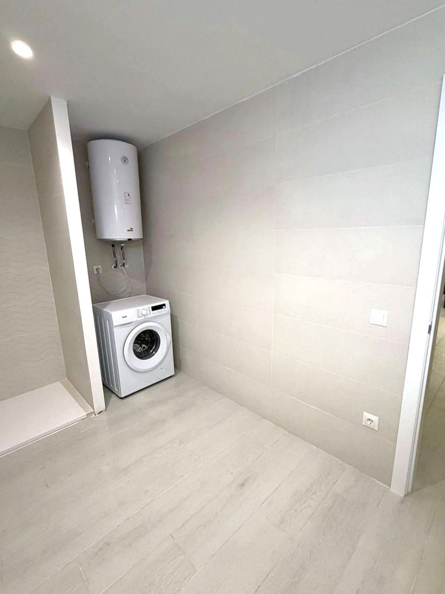 1 bedroom Apartment for sale in Torremolinos with garage - € 229,999 (Ref: 9669845)