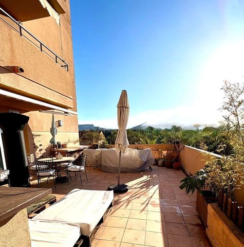 Apartamento de 3 habitaciones en El Palo, Málaga ciudad en venta con piscina garaje - 650.000 € (Ref: 9669847)