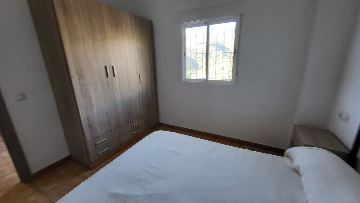 2 soveværelse Lejlighed til leje i Moclinejo med garage - € 600 (Ref: 9669848)