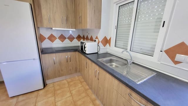 Appartement de 2 chambres à louer à Moclinejo avec garage - 600 € (Ref: 9669848)