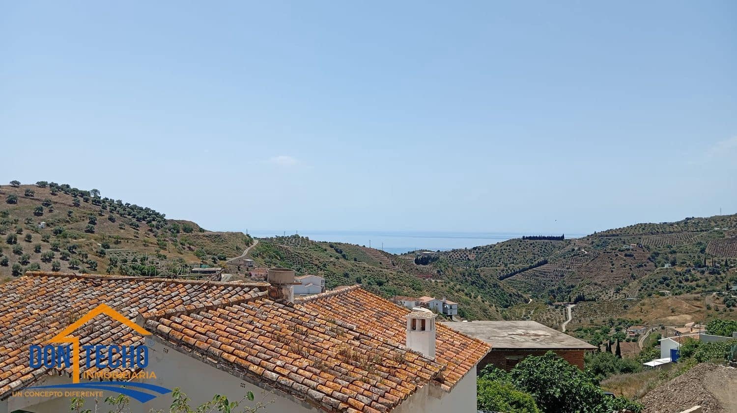 2 soveværelse Lejlighed til leje i Moclinejo med garage - € 600 (Ref: 9669848)