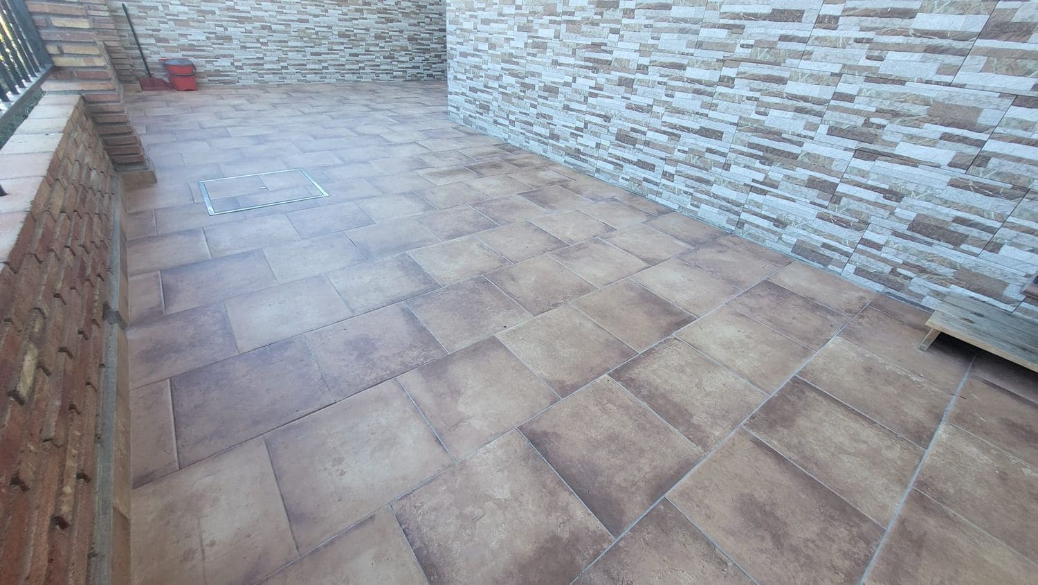 2 soveværelse Lejlighed til leje i Moclinejo med garage - € 600 (Ref: 9669848)