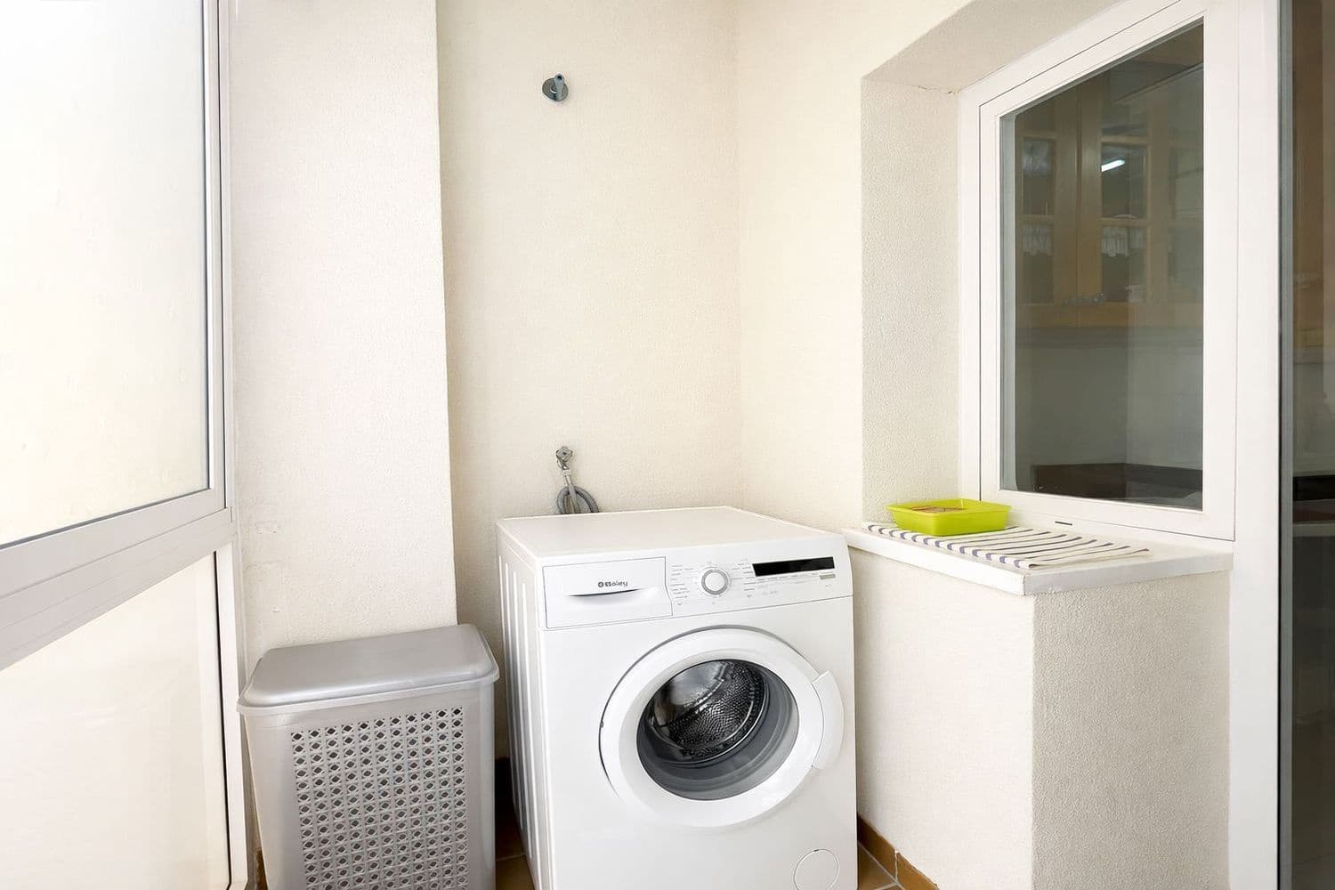 3 Zimmer Apartment zu verkaufen in Nerja mit Garage - 380.000 € (Ref: 9673750)