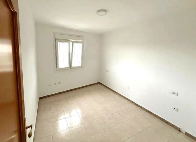 Apartamento de 3 habitaciones en Alhaurín de la Torre en venta con garaje - 335.000 € (Ref: 9676807)