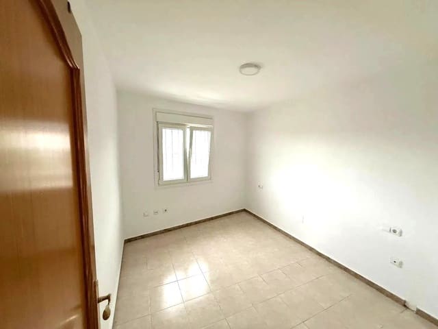 Apartamento de 3 habitaciones en Alhaurín de la Torre en venta con garaje - 335.000 € (Ref: 9676807)