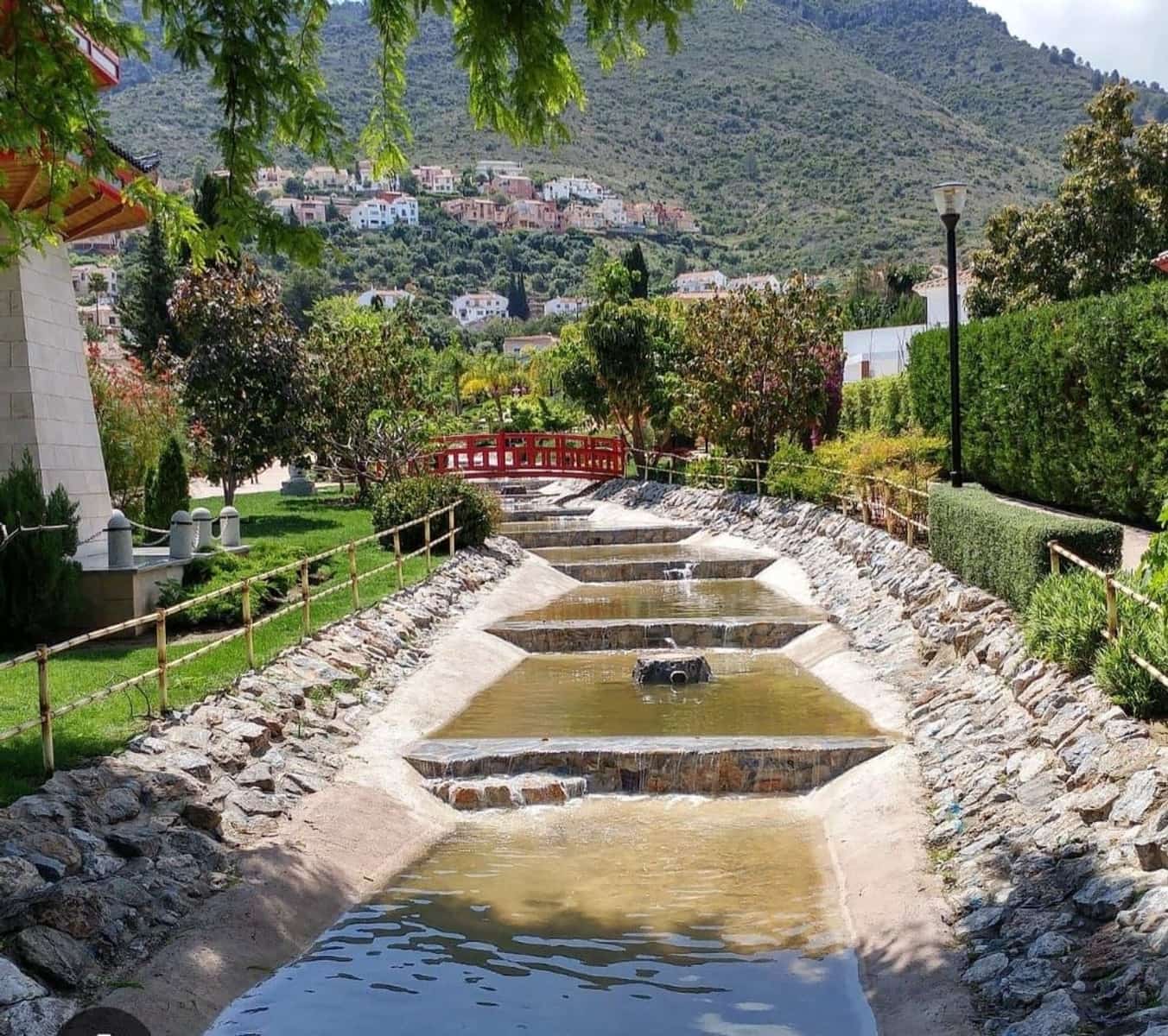 3 bedroom Apartment for sale in Alhaurin de la Torre with garage - € 315,000 (Ref: 9676807)