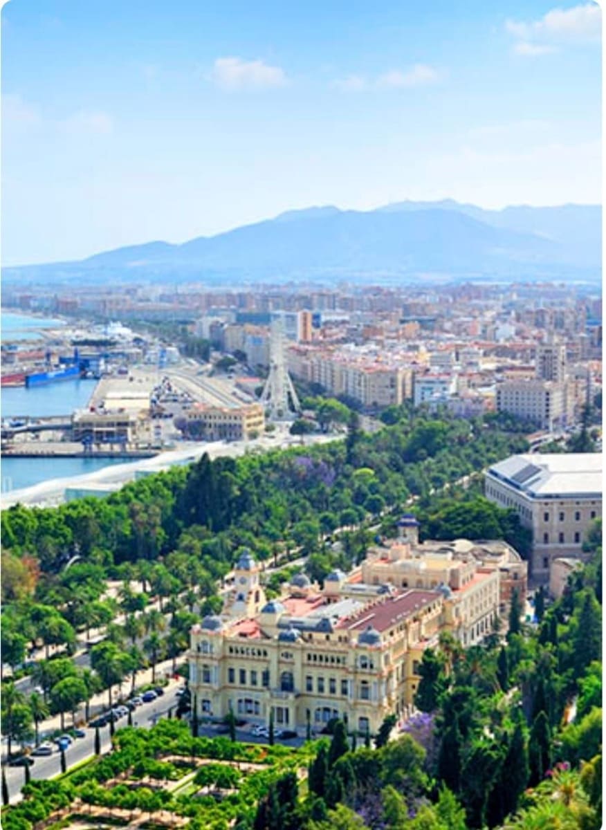 4 soverom Leilighet til salgs i Malaga by med svømmebasseng garasje - € 2 700 000 (Ref: 9679514)
