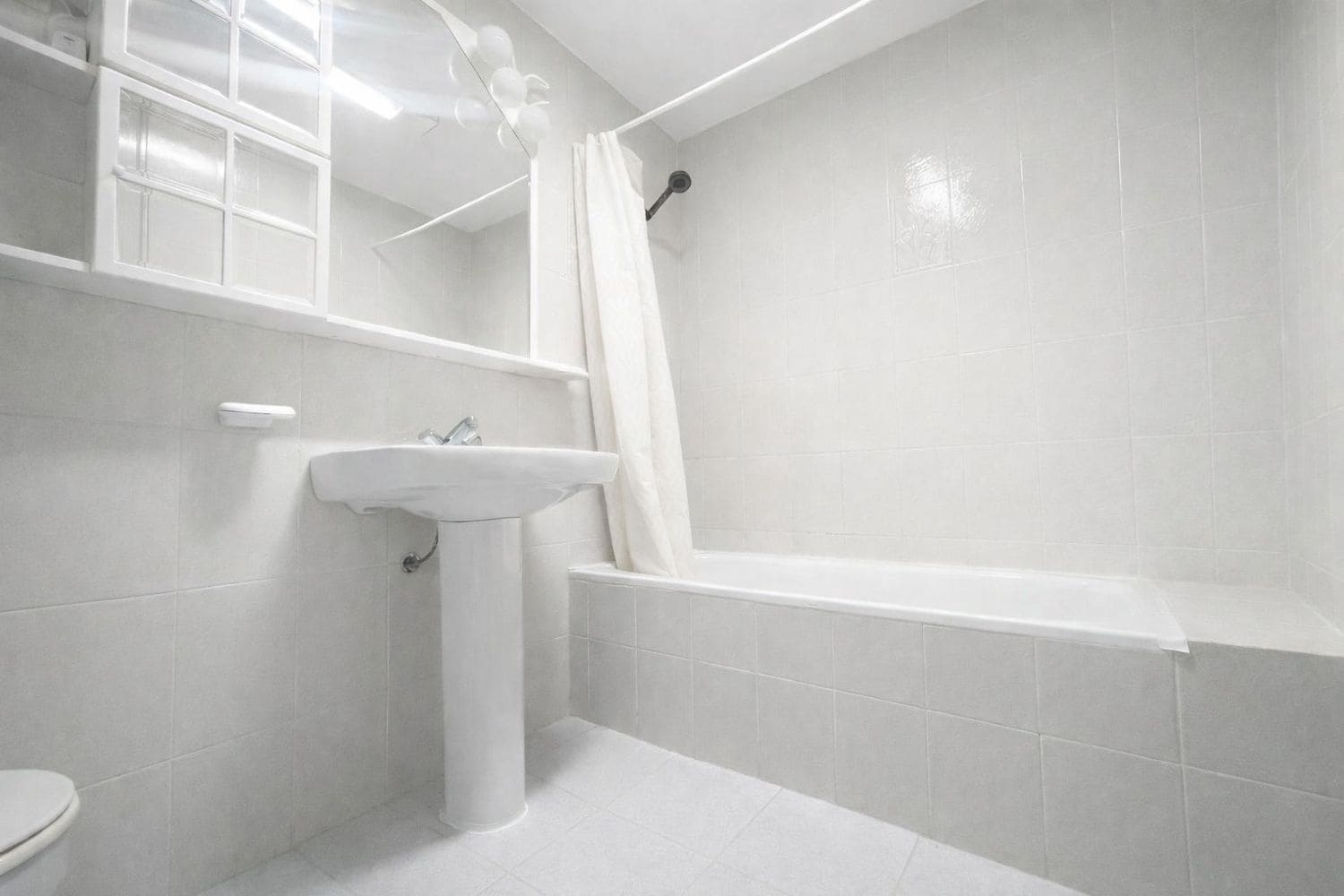 3 bedroom Apartment for sale in Torre del Mar with garage - € 345,000 (Ref: 9679515)