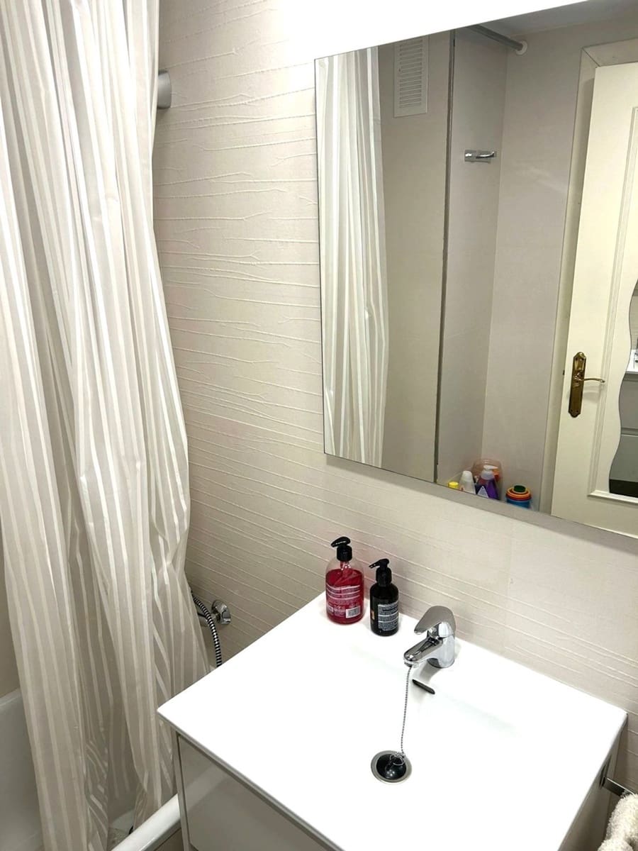 3 Zimmer Apartment zu verkaufen in Malaga Stadt mit Pool Garage - 530.000 € (Ref: 9679516)