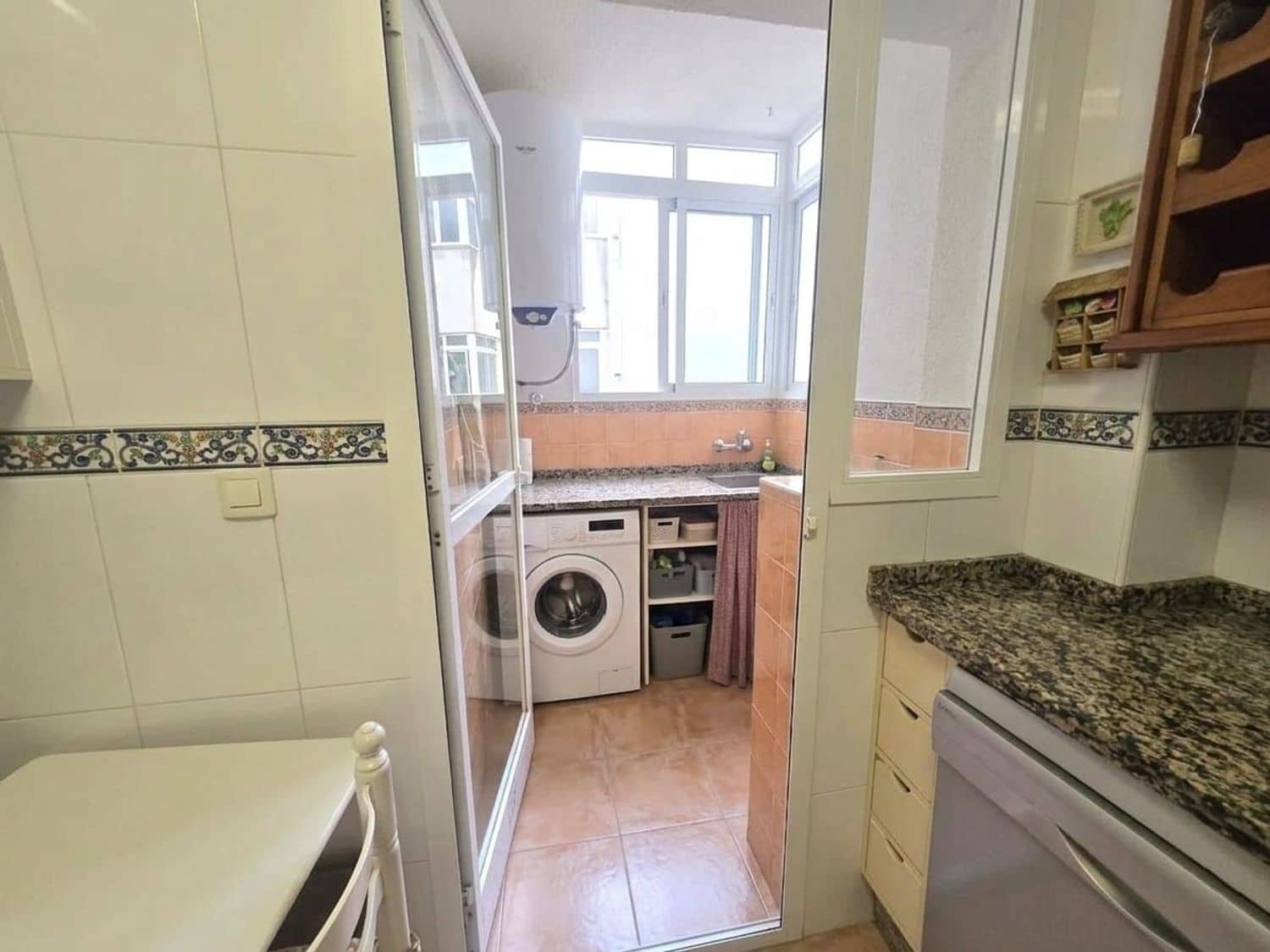 2 soverom Leilighet til salgs i La Cala del Moral med svømmebasseng garasje - € 350 000 (Ref: 9683363)