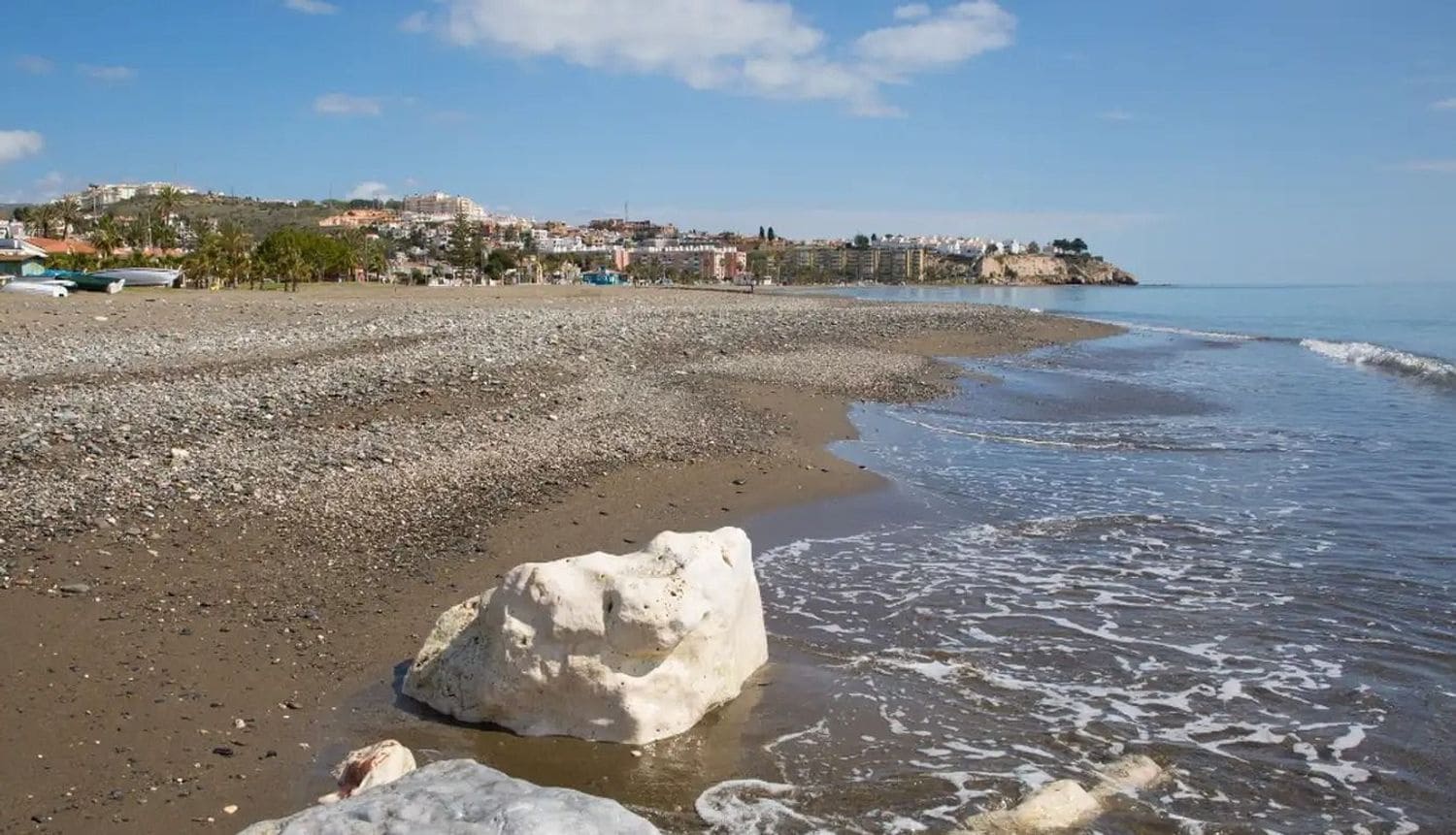2 soverom Leilighet til salgs i La Cala del Moral med svømmebasseng garasje - € 350 000 (Ref: 9683363)