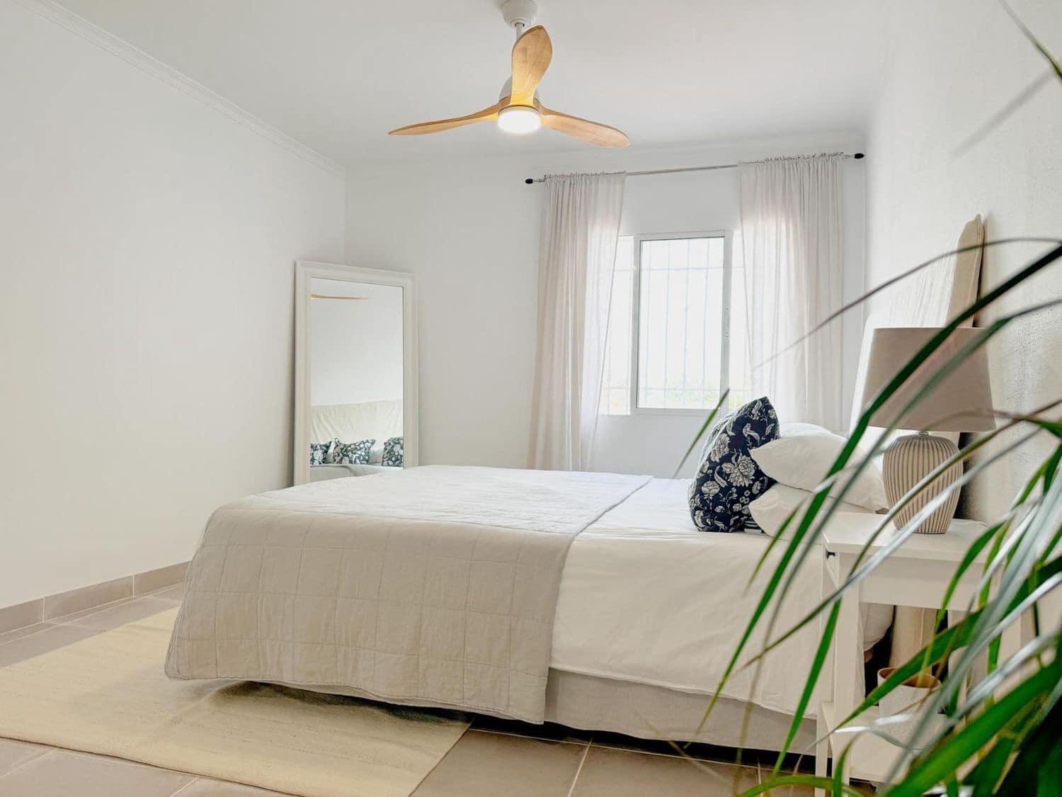 6 soverom Villa til salgs i Nerja med svømmebasseng garasje - € 1 099 000 (Ref: 9685947)