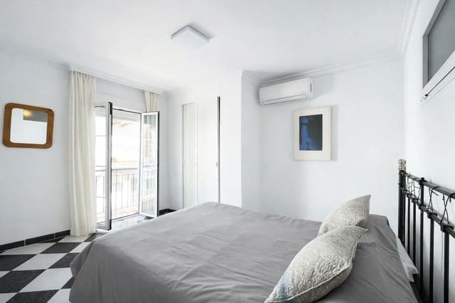 3 soveværelse Lejlighed til salg i Centro, Nerja med garage - € 1.500.000 (Ref: 9690063)