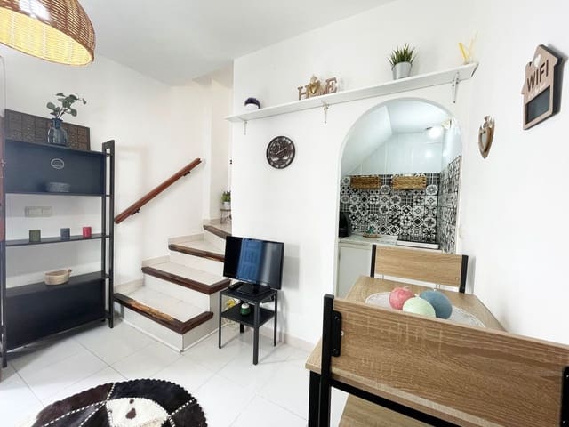 2 slaapkamer Finca/Landhuis te koop in Frigiliana met garage - € 165.000 (Ref: 9697977)