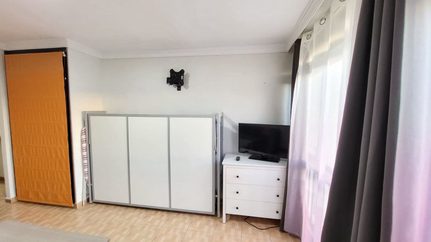 Apartment for rent in La Cala del Moral with pool garage - € 750 (Ref: 9697981)