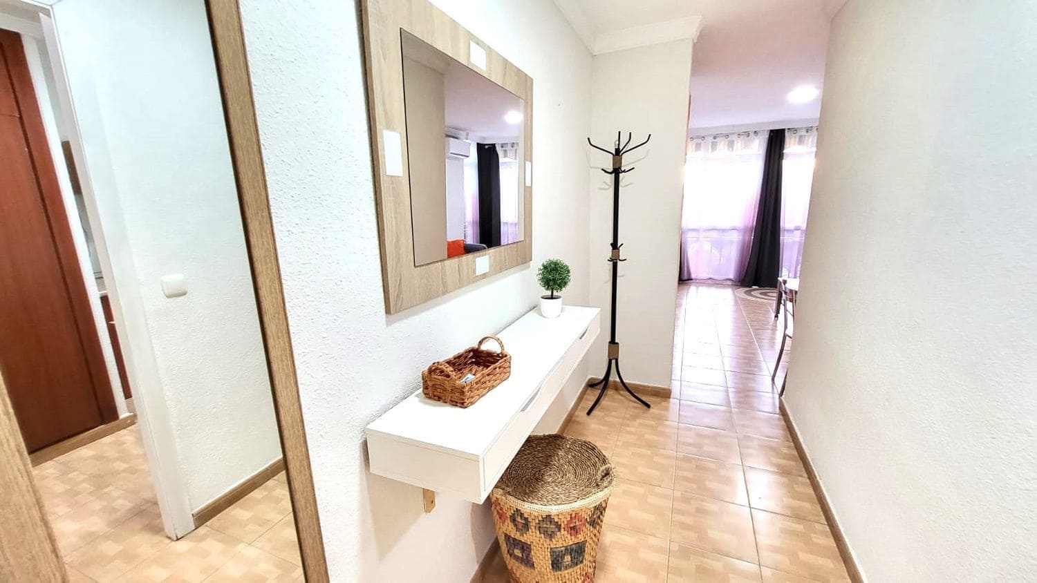 Apartment for rent in La Cala del Moral with pool garage - € 750 (Ref: 9697981)