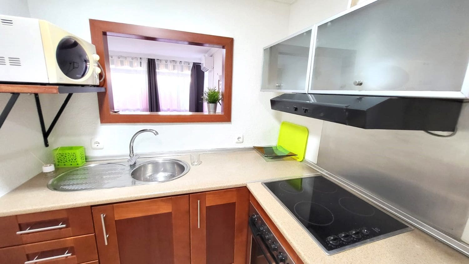 Apartment for rent in La Cala del Moral with pool garage - € 750 (Ref: 9697981)