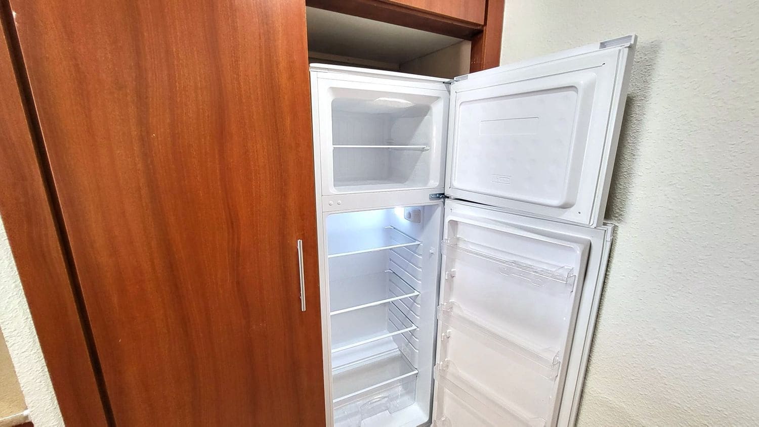 Apartment for rent in La Cala del Moral with pool garage - € 750 (Ref: 9697981)